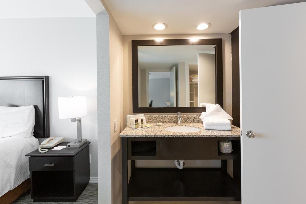 Value Suites Extended Stay - Arlington Luaran gambar