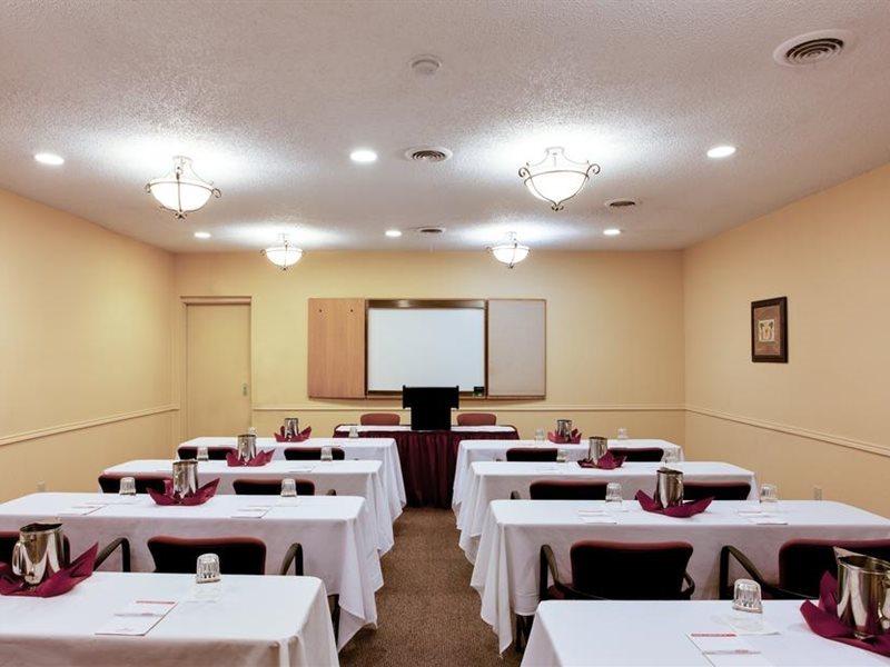 Value Suites Extended Stay - Arlington Luaran gambar
