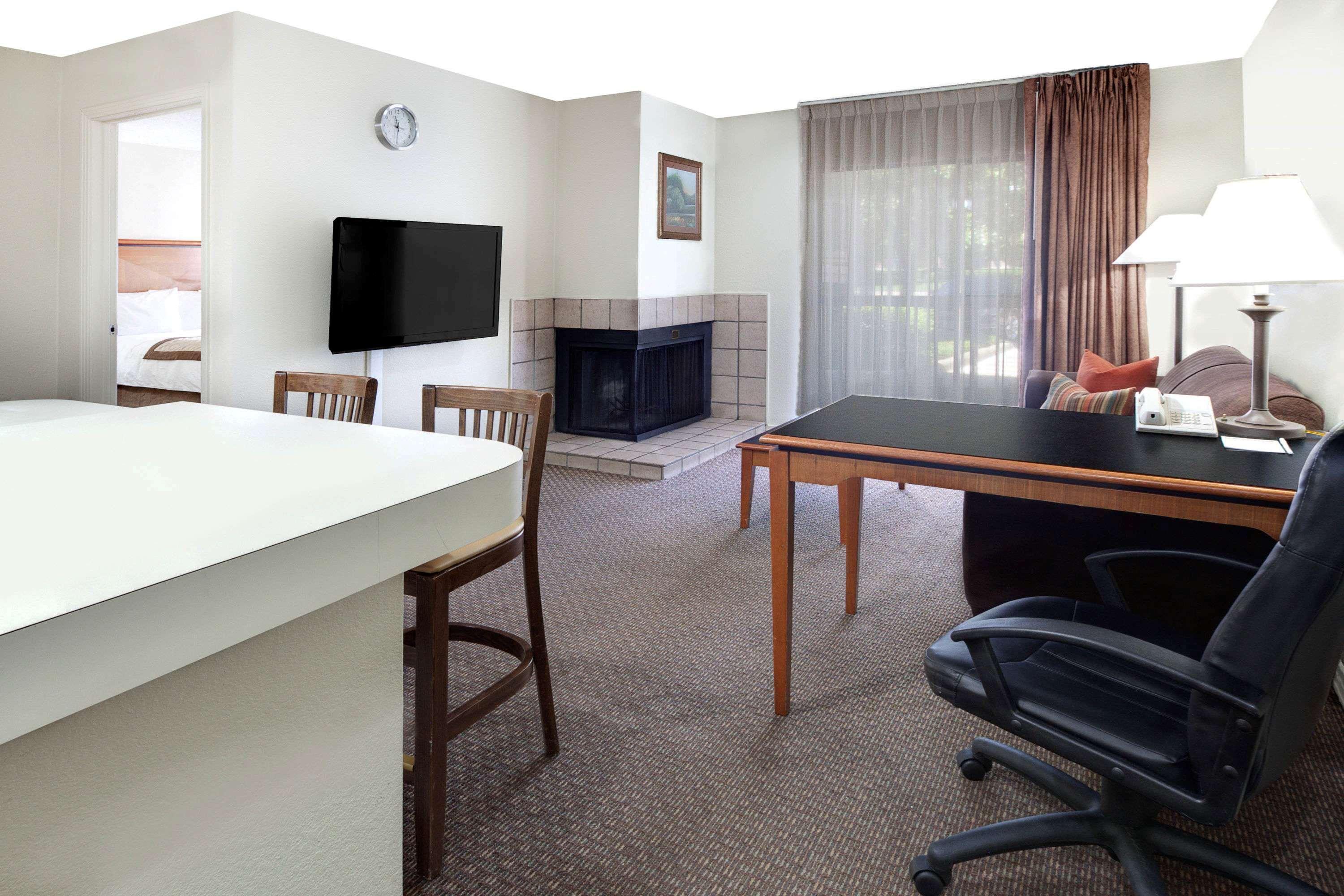 Value Suites Extended Stay - Arlington Luaran gambar